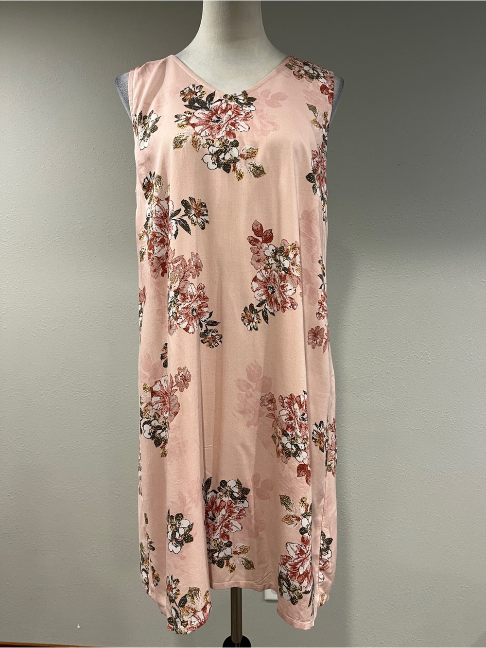 Maurice’s Sleeveless Pink Floral Shift mini Dress‎ size medium